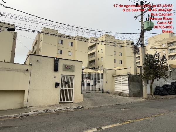 Apartamento em Cotia, Jardim Rio Das Pedras, Rua Gagliari, N. 45, Apto 32, Tipo 2 Pav 4 Andar 3 Inf Bl 03, SP. Área: 55.12m2