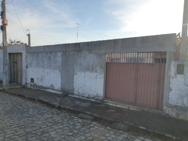 Casa em Ceará-Mirim, Centro, Rua Abrahao Barretto, N. 134, Lt 06 Qd Qq, RN. Área: 46.94m2