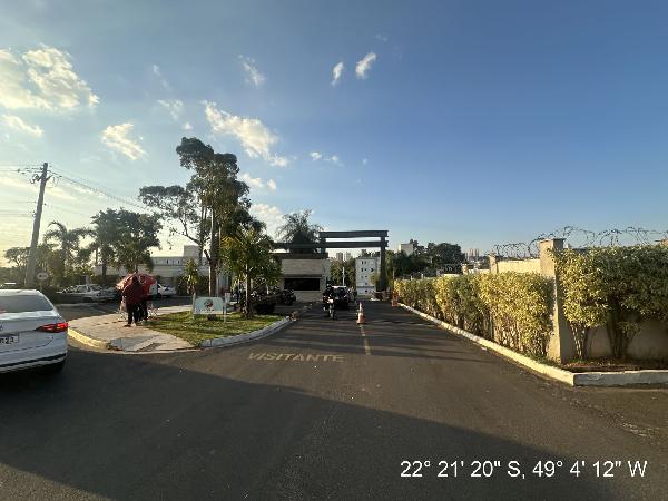 Apartamento em Bauru, Residencial Tivoli, Av Jose Vicente Aiello Avenida, N. 13-129, Apto 501, Bl 17, SP. Área: 41.85m2