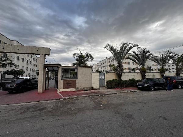 Apartamento em Campos dos Goytacazes, Parque Novo Jockey, Rua Joao Cabral De Melo Neto, N. 81, Apto 203, Bl 14, RJ. Área: 45.33m2