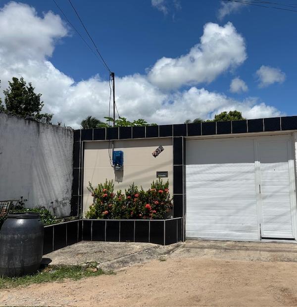 Casa em Cascavel, Lt Prime Res Ii, Jose Quarigazil, N. 334, Lt 14 Qd 02, CE. Área: 84m2