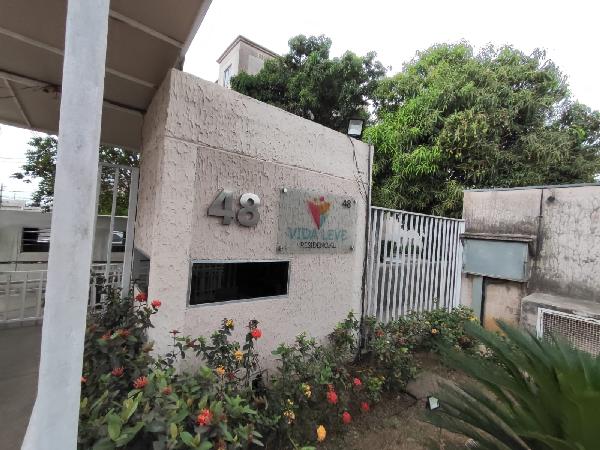 Apartamento em Rio de Janeiro, Cosmos, Rua Dos Caquizeiros, N. 48, Apto 105, Bl 09, Lt 25, Qd C, Pal 13020, RJ. Área: 44m2