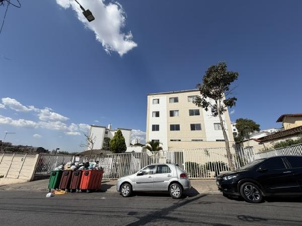 Apartamento em Belo Horizonte, Santa Amelia, Rua Comendador Teixeira Da Costa, N. 342, Apto 403, Bl 19, MG. Área: 42.98m2