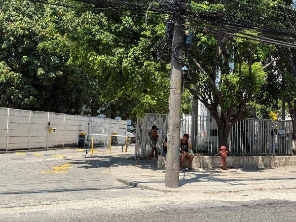 Apartamento em Rio de Janeiro, Bonsucesso, Avenida Itaoca, N. 1465, Apto 503, Bl 13, RJ. Área: 44m2 Apartamento em Rio de Janeiro, Bonsucesso, Avenida Itaoca, N. 1465, Apto 503, Bl 13, RJ. Área: 44m2