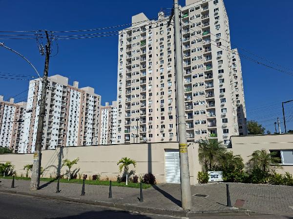Apartamento em Rio de Janeiro, Parada De Lucas, Avenida Meriti, N. 4365, Apto 208, Bl 2, RJ. Área: 47m2