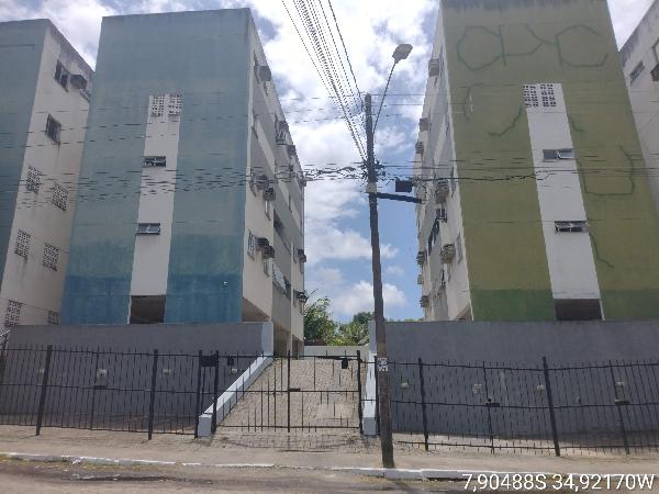 Apartamento em Abreu e Lima, Planalto, Rua Projetada, N. 66, Apto 303, Bl A, Duplex 2, PE. Área: 49.85m2