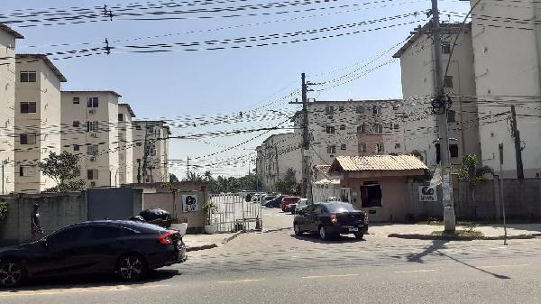 Apartamento em Rio de Janeiro, Santa Cruz, Estrada De Santa Eugenia, N. 3300, Apto 303, Bl 08, Lt 02, Pal 48732, RJ. Área: 44.83m2