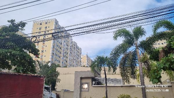 Apartamento em Rio de Janeiro, Colegio, Estrada Do Colegio, N. 144, Apto 701, Bl 01, RJ. Área: 46m2