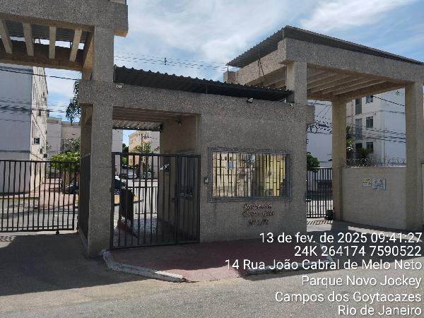 Apartamento em Campos dos Goytacazes, Parque Novo Jockey, Rua Joao Cabral De Melo Neto, N. 3, Apto 201, Bl 09a, RJ. Área: 41.85m2
