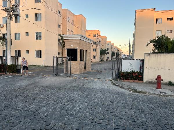 Apartamento em Campos dos Goytacazes, Parque Joquei Club, Rua Julio Barcelos, N. 378, Apto 402, Bl 27, RJ. Área: 45.96m2
