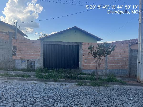 Casa em Divinópolis, Residencial Sao Frei Galvao, Rua Aristides Alves Rodrigues, N. 111,  Qd 373 Lt 186 Zona 046, MG. Área: 43.37m2