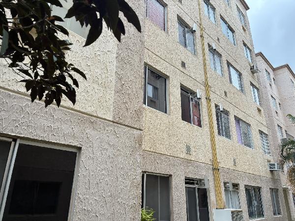 Apartamento em Rio de Janeiro, Campo Grande, Estrada Do Campinho, N. 955, Apto 302, Bl 09, RJ. Área: 43.39m2