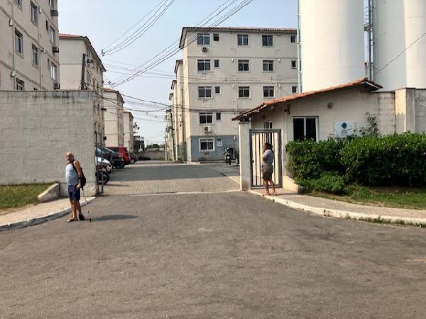 Apartamento em Mesquita, Rocha Sobrinho, Rua Jose Bonifacio, N. 201, Apto 401, Bl 05, RJ. Área: 42.9m2