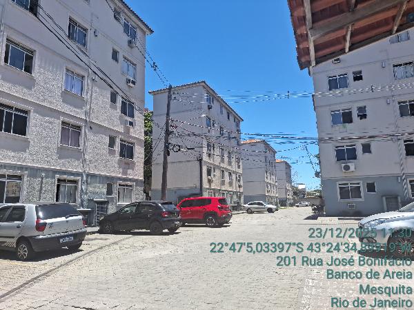 Apartamento em Mesquita, Rocha Sobrinho, Rua Jose Bonifacio, N. 201, Apto 303, Bl 1, RJ. Área: 42.9m2
