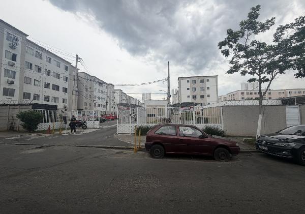 Apartamento em Rio de Janeiro, Realengo, Rua Helio Do Amaral, N. 228, Apto 108, Bl 04, RJ. Área: 41.45m2