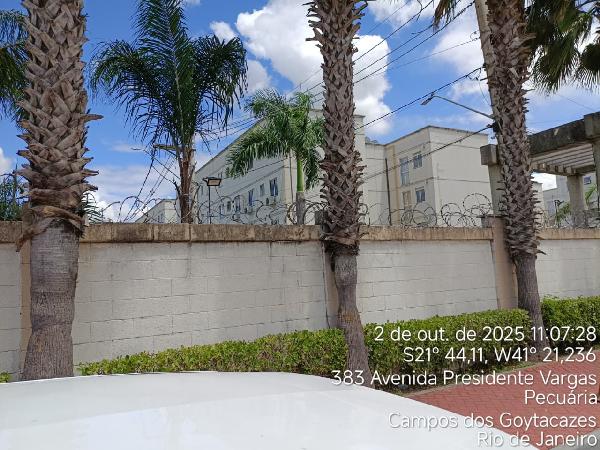 Apartamento em Campos dos Goytacazes, Parque Pecuaria, Avenida Presidente Vargas, N. 383, Apto 302, Bl 11 A, RJ. Área: 61.76m2