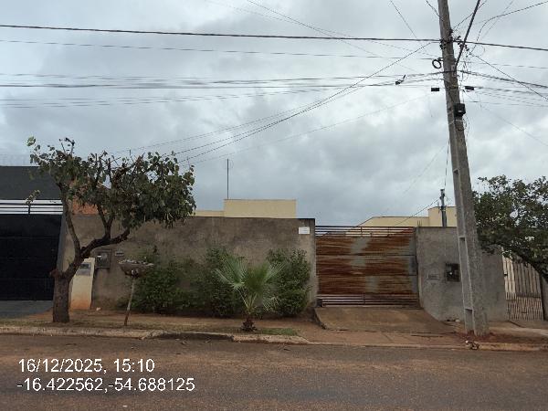 Casa em Rondonópolis, Jardim Paiaguas, Rua Deuzany Nunes Da Costa, N. 528,, MT. Área: 44.83m2