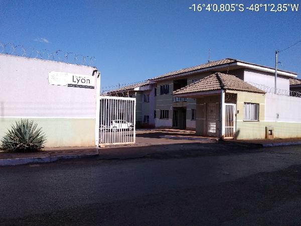 Apartamento em Valparaíso de Goiás, Setor De Chacaras Anhanguera C, Quadra 23, N. Sn, Apto 102, Bl B, Ch 08, Rua Alagoas, GO. Área: 48.87m2