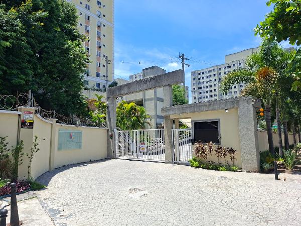 Apartamento em Rio de Janeiro, Colegio, Estrada Do Colegio, N. 144, Apto 307, Bl 3, RJ. Área: 46m2