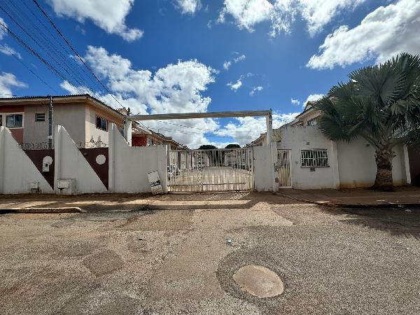 Apartamento em Valparaíso de Goiás, Setor De Chacaras Anhanguera C, Quadra 26, N. Sn, Apto 104, Bl E, Ch 02, Rua Rio Grande Do Norte, GO. Área: 46.87m2