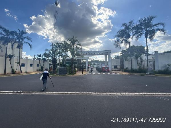 Apartamento em Ribeirão Preto, Reserva Real, Rua Joao E Guiomar Soeira, N. 155, Apto 301, 3 Paviemnto Bl 16, SP. Área: 41.85m2