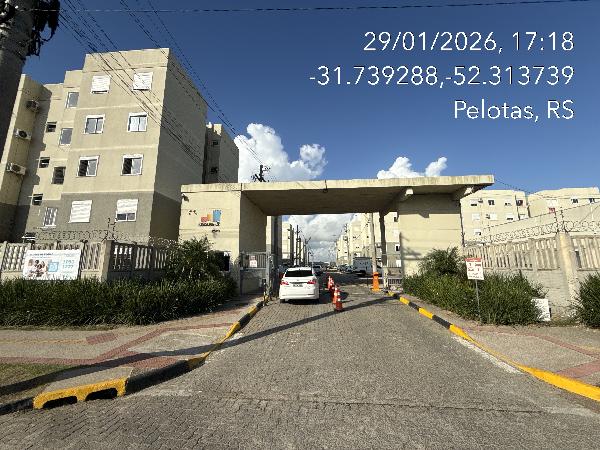Apartamento em Pelotas, Areal, Avenida Manoel Antonio Peres, N. 2590, Apto 402, Bl D, RS. Área: 47.73m2