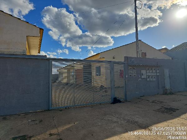 Casa em Planaltina, Setor Sul, Quadra 3 Mr 3, N. Sn, Cs 29-A Lt 29, GO. Área: 49.72m2
