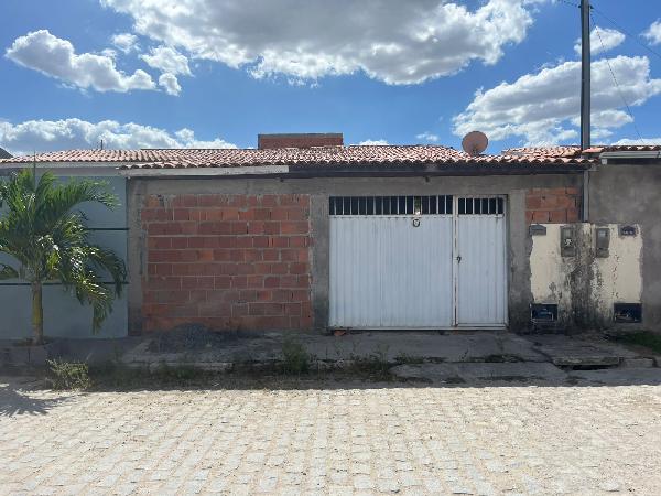 Casa em Feira de Santana, Pedra Ferrada, Avenida Asa Branca, N. 47, Lt 31 Qd A, BA. Área: 29.22m2