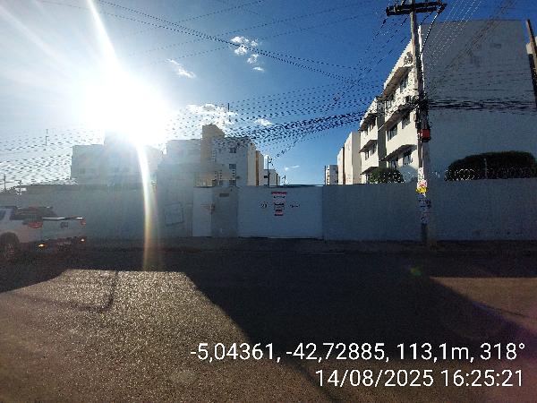 Apartamento em Teresina, Verde Lar, Rua Francisco JosÉ Barreto, N. 8081, Apto 302, Qd N-1, Setor 1,, PI. Área: 50.16m2