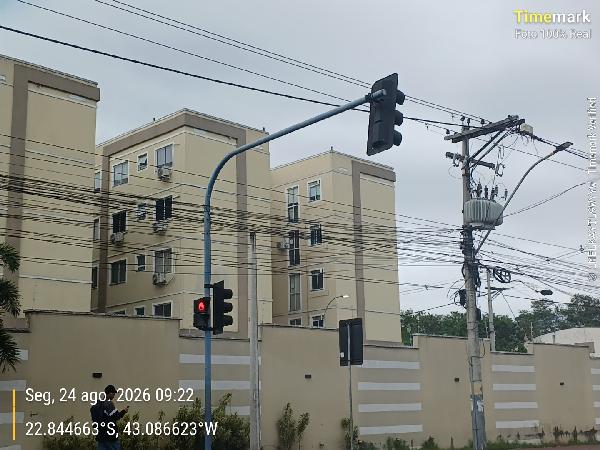 Apartamento em São Gonçalo, Vila Lage, Avenida Lucio Tome Feteira, N. 496, Apto 204, Bl 04, RJ. Área: 40.82m2