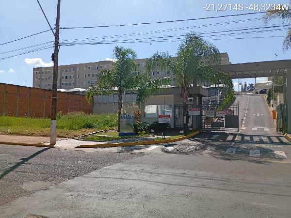 Apartamento em Jaboticabal, Sorocabano, Avenida Carlos Berchieri, N. 2338, Apto 11, Bl B Torre 02, SP. Área: 43.06m2