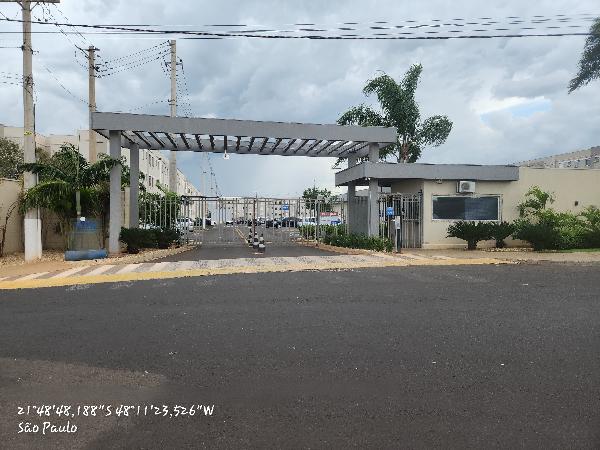 Apartamento em Araraquara, Campos Ville, Rua Aristides Fernandes, N. 459, Apto 24, Bl C Torre 6, SP. Área: 43.06m2