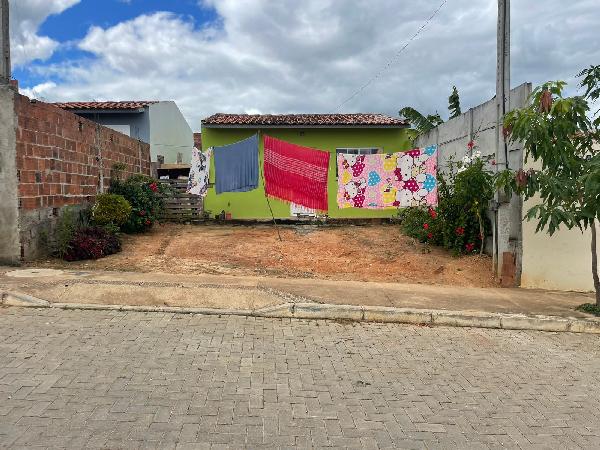 Casa em Belo Jardim, Euno Andrade Da Silva, Rua Jose Brasiliano Da Silva, N. 43, Lt 20, Qd 19, PE. Área: 46.3m2