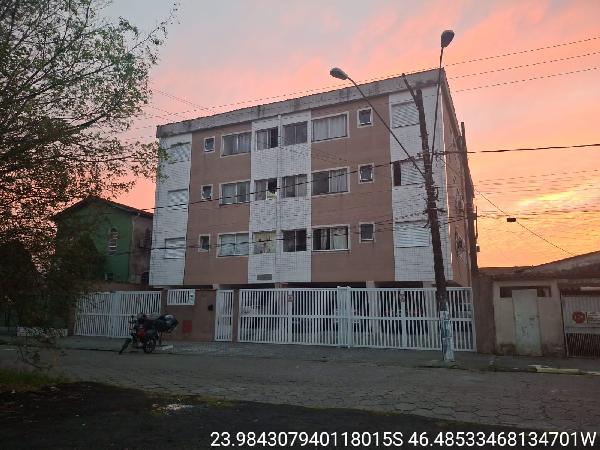 Apartamento em São Vicente, Parque Das Bandeiras, Avenida Doutor Esmeraldo Soares Tarquini, N. 343, Apto 17, Tipo A, SP. Área: 42.4m2