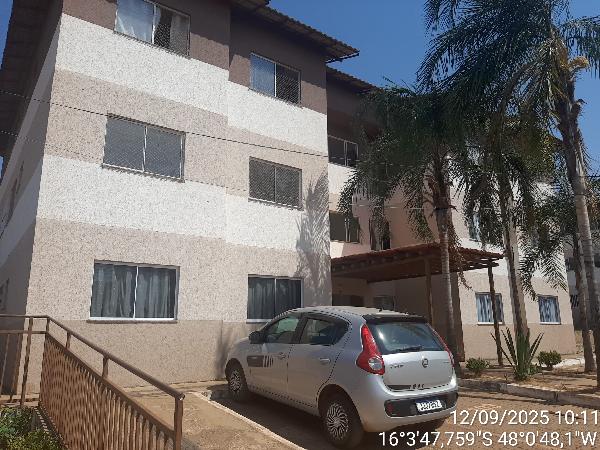 Apartamento em Valparaíso de Goiás, Setor De Chacaras Anhanguera C, Rua MaranhÃO, N. Sn, Apto 301, Bl D, Ch 05, Qd 18, GO. Área: 45.13m2