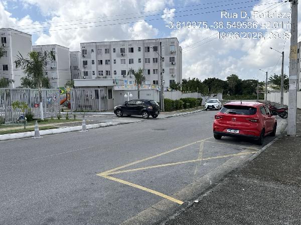 Apartamento em Fortaleza, Parque Dois Irmaos, Rua D, N. 127, Apto 304, Bl 01 3° Pavimento, CE. Área: 42.64m2