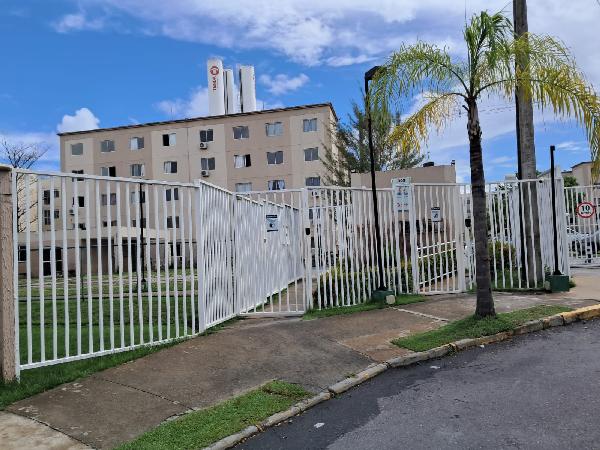 Apartamento em Jaboatão dos Guararapes, Barra De Jangada, Rua Jundiai, N. 309, Apto 301, Bl 07, PE. Área: 41.8m2