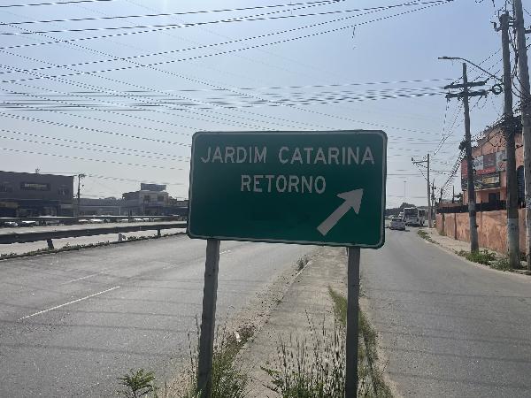 Apartamento em São Gonçalo, Jardim Catarina, Rua Turmalina, N. 1370, Apto 122, Lt 37-A1, RJ. Área: 48.47m2