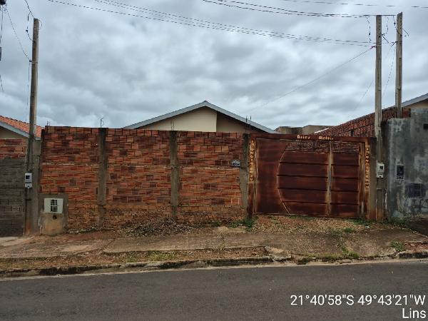 Casa em Lins, Residencial Parque Das Flores, Rua Antonia Geralda Da Silva, N. 210, Lt 26 Qd 13, SP. Área: 43.44m2