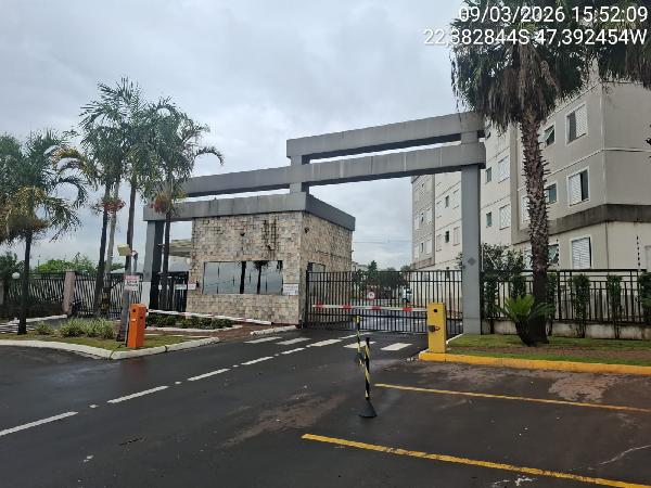 Apartamento em Araras, Conjunto Habitacional Narciso Gomes, Avenida Presidente Costa E Silva, N. 503, Apto 402, Bl 32, SP. Área: 39.3m2