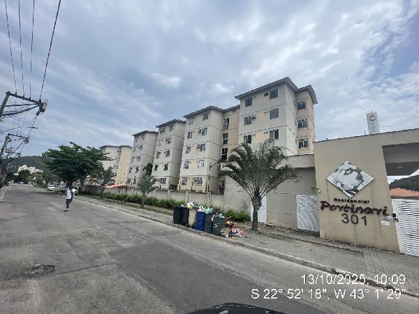 Apartamento em São Gonçalo, Maria Paula, Rua Dalva Raposo, N. 301, Apto 402, Bl 13, RJ. Área: 56.05m2