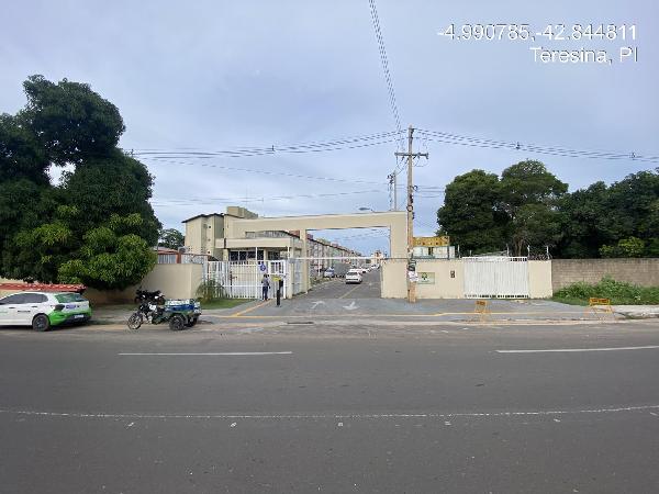 Apartamento em Teresina, Santa Maria, Avenida Poty Velho, N. 5206, Apto 303, Lt Ia, Bl 02, Vaga De Garagem Sortida, PI. Área: 48.68m2