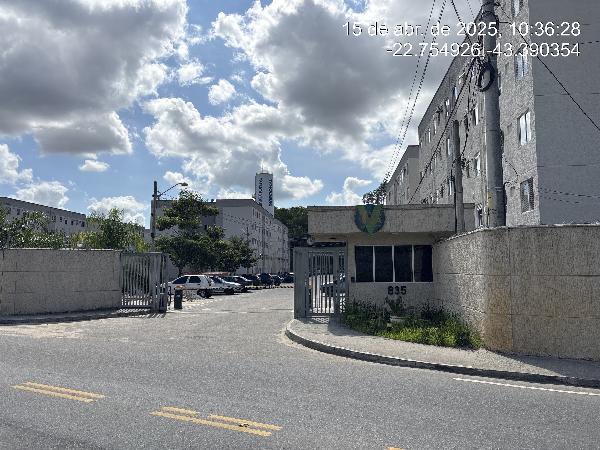 Apartamento em Belford Roxo, Santa Amelia, Rua Belo Horizonte, N. 835, Apto 104, Bl 04, Lt 01, RJ. Área: 43.29m2
