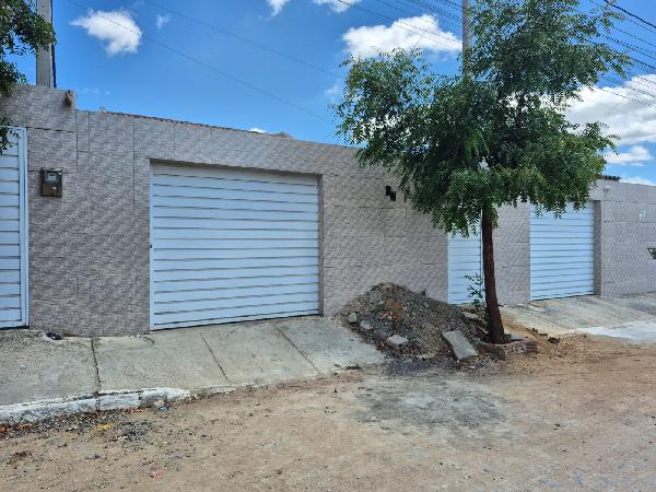 Casa em Santa Cruz do Capibaribe, Lot Gaviao Ii, Rua Projetada 11, N. 17, Qd O Lt 01-W, PE. Área: 62.53m2