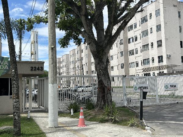 Apartamento em Rio de Janeiro, Santa Cruz, Estrada Da Pedra, N. 2243, Apto 101, Bl 06 Pne, RJ. Área: 41.27m2