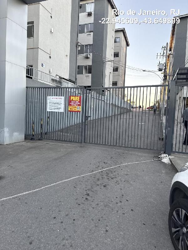 Apartamento em Rio de Janeiro, Santa Cruz, Rua Aporuna, N. 397, Apto 102, Bl 09, RJ. Área: 43.21m2