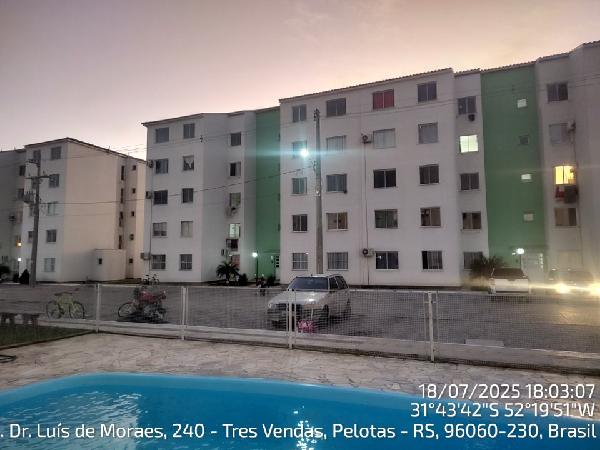 Apartamento em Pelotas, Tres Vendas, Avenida Cristovao Jose Dos Santos, N. 639, Apto 501, Bl I Vg 154, RS. Área: 45.7m2