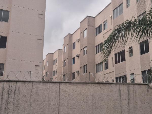 Apartamento em Rio de Janeiro, Santa Cruz, Estrada Da Pedra, N. 2243, Apto 507, Bl 01, RJ. Área: 41.27m2