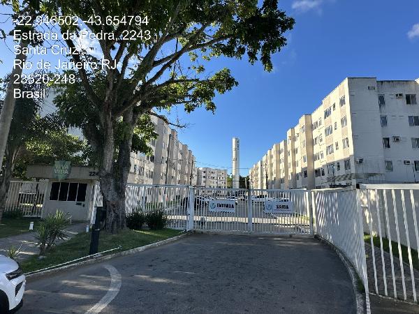 Apartamento em Rio de Janeiro, Santa Cruz, Estrada Da Pedra, N. 2243, Apto 208, Bl 01, RJ. Área: 41.07m2