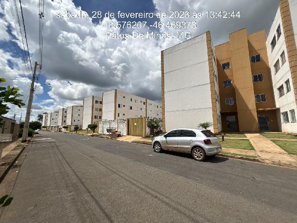 Apartamento em Patos de Minas, Aurelio Caixeta, Avenida Wilson Gomes Coelho, N. Sn, Apto 22b, Bloco B, MG. Área: 48m2